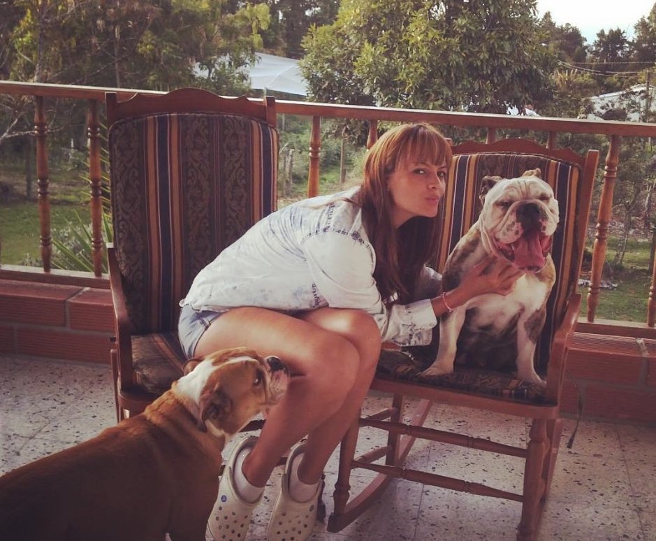 SecretivePoppy from Greater London,United Kingdom